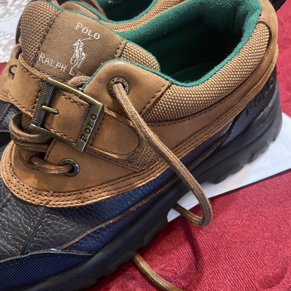 Polo Ralph Lauren boots. Unisex, size 5 1/2, in great condition, new looking.